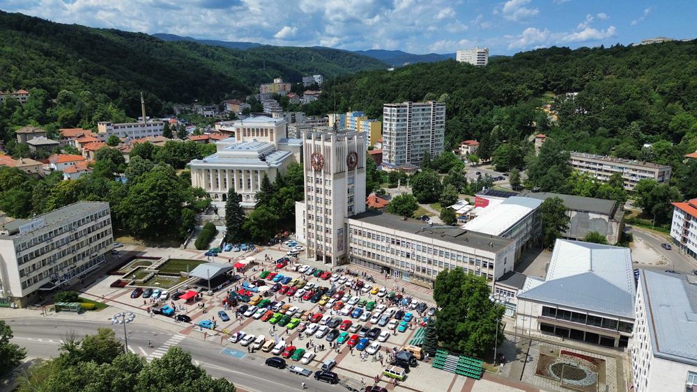 Фотографски и видео услуги по земя и въздух.