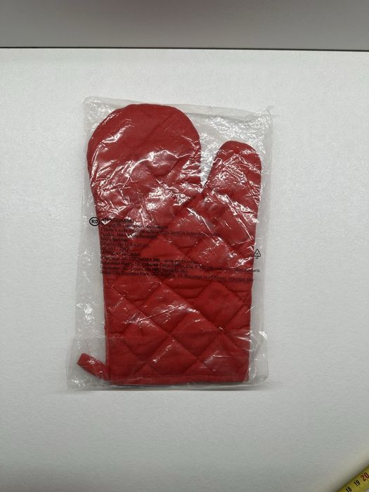 Manusa bucatarie Coca Cola
