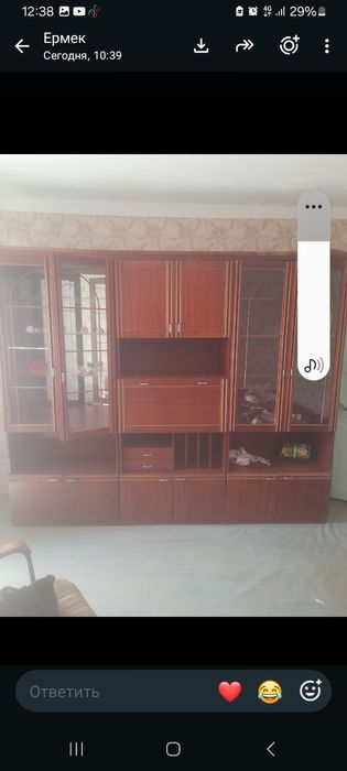 Продаетсч,сервант цена 15000