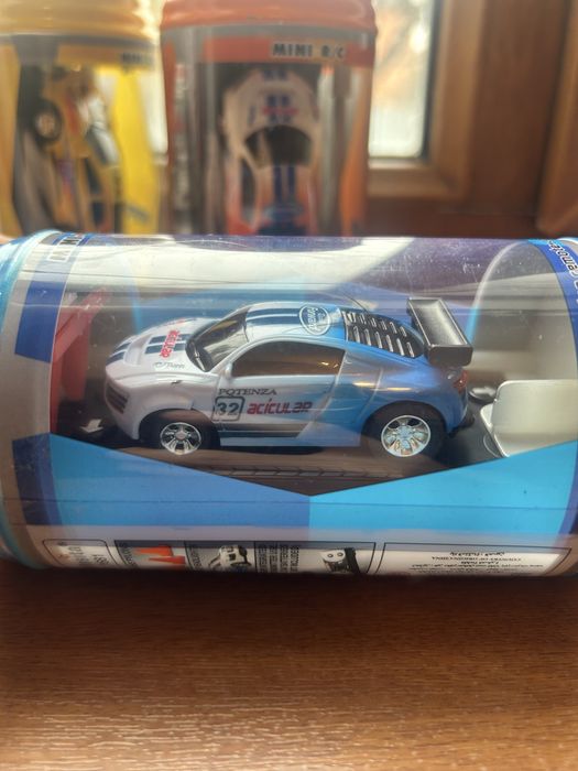 Машинка на пульте управления