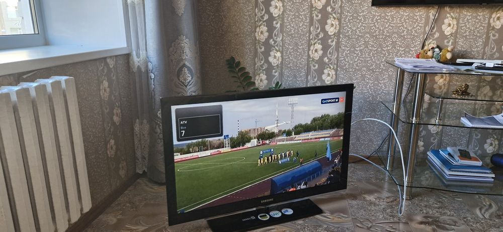 Жидкокристаллический телевизор