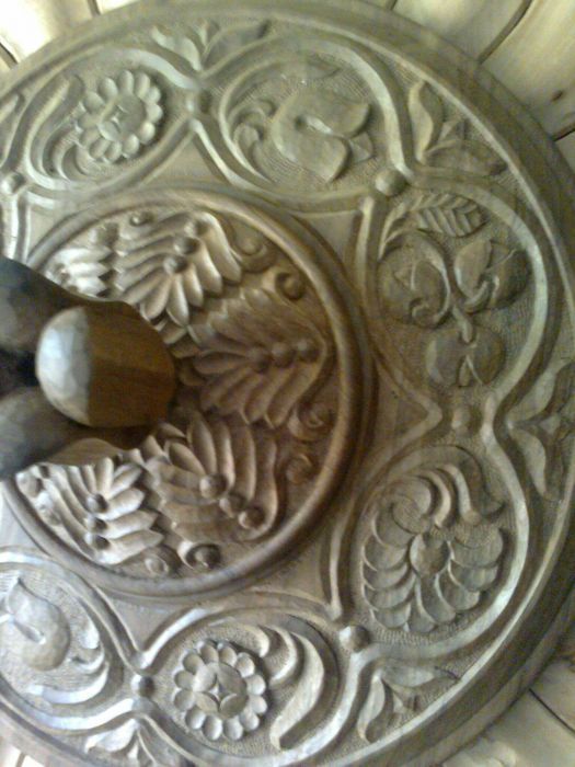 Дървен таван, ръчно изработен