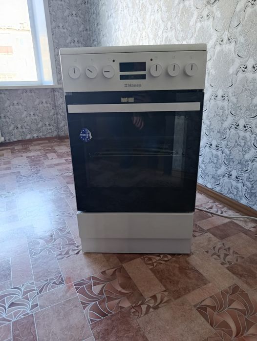 Продам Электро плиту