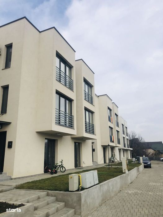 Apartament 3 camere la vile 2 etaje curte parcare Bucium 3 Sarmale