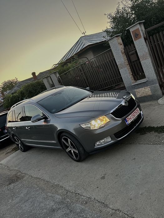 Vând Skoda Superb
