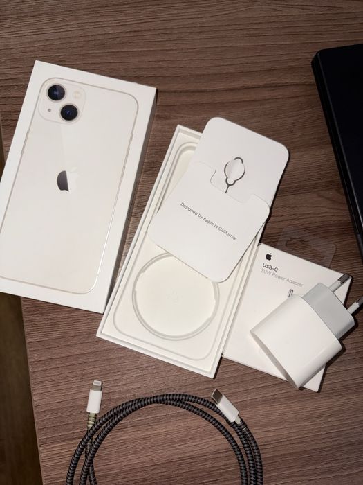 iPhone 13 (Starlight)