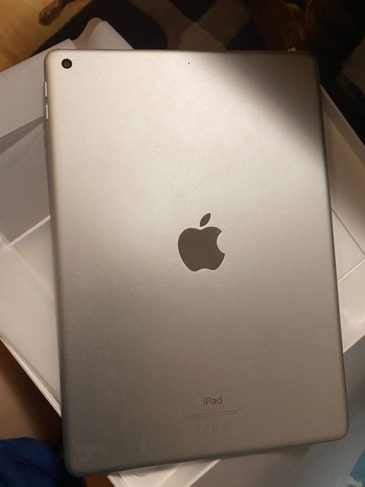 Таблет Apple IPAD 9th Gen 64GB Ios 17.5.1