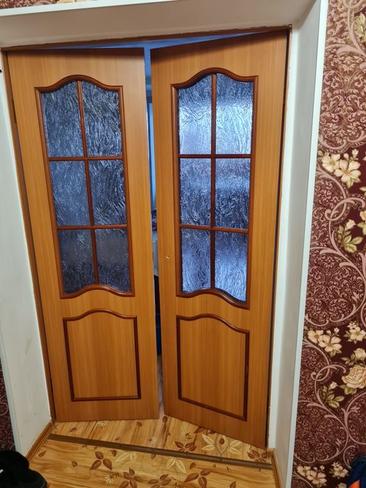 Продам двери в хорошем состоянии