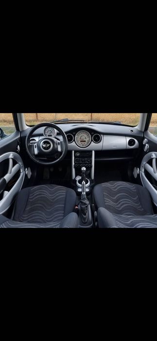 Vând Mini Cooper 1.6 benzină stare bună