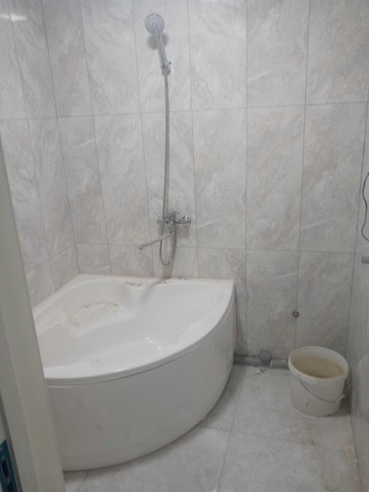 Продается квартира в центре города Бухары, евро ремонт, под ключ, свой