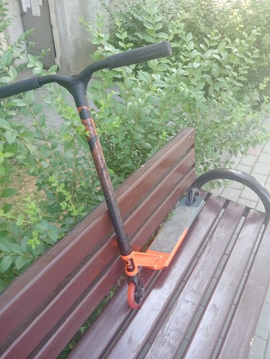 Trotineta aproape nouă fără uzură