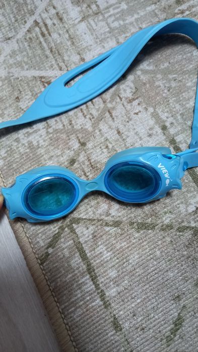 Ochelari de înot