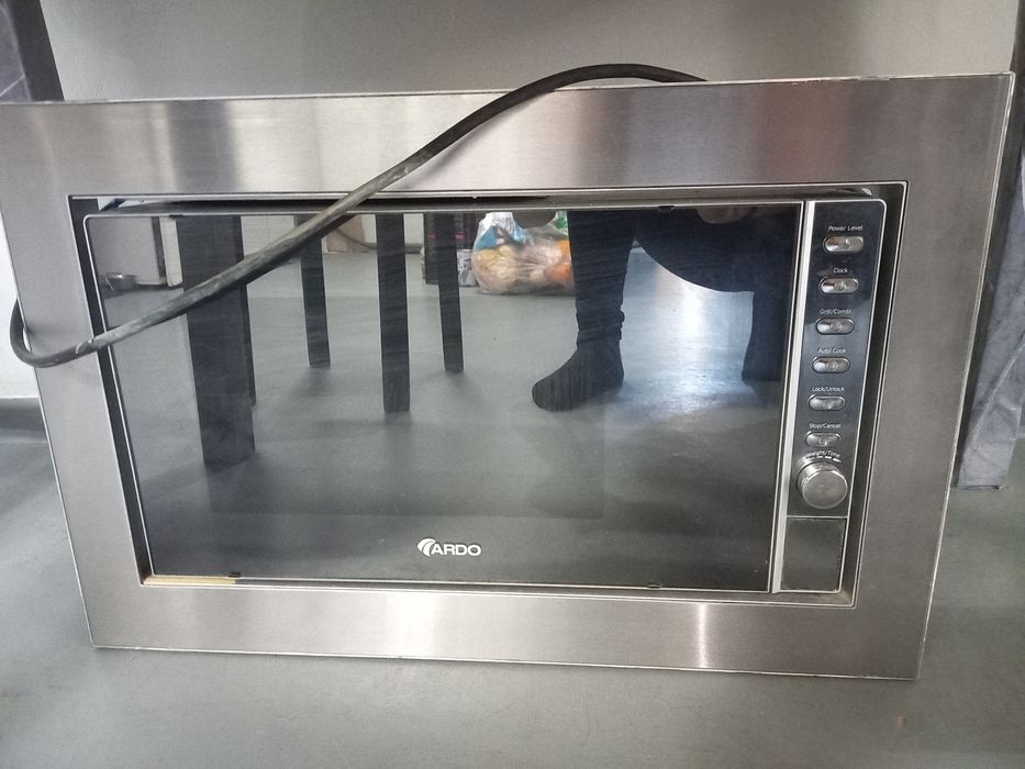 Продам встраиваемую микроволновку