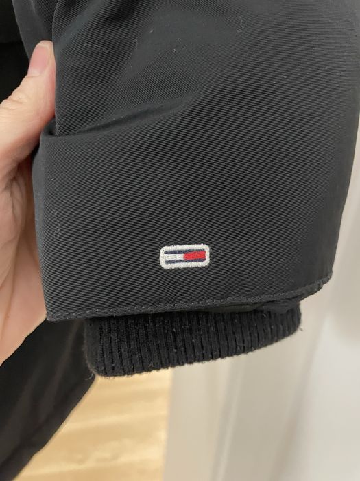 Vand geaca groasa iarna Tommy