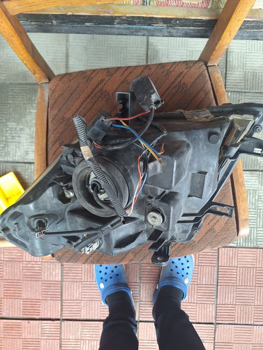 Фары пайтфандер р51