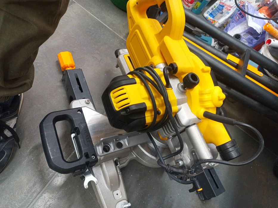 Circular Dewalt Dws774 Qs