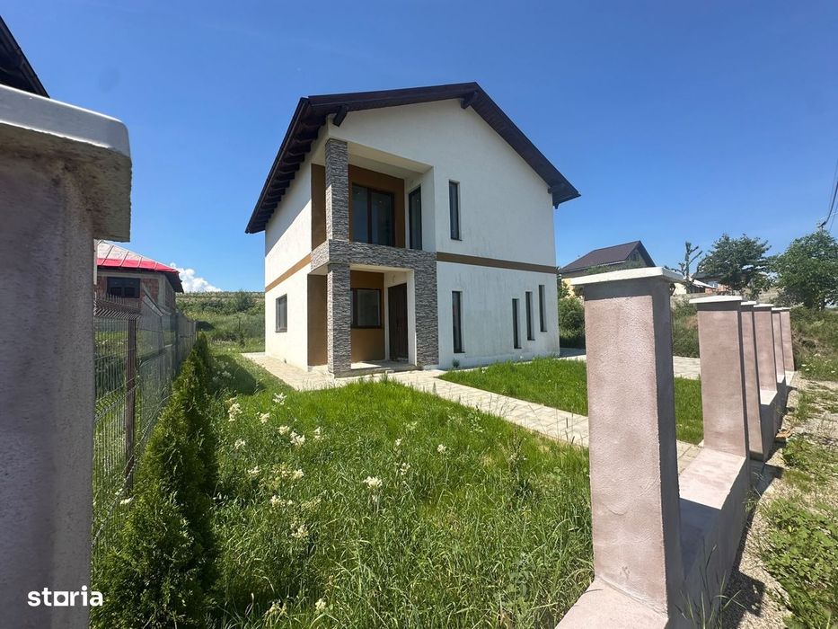 Casa  individuala | 158mp | 300mp teren | intrare Campenesti