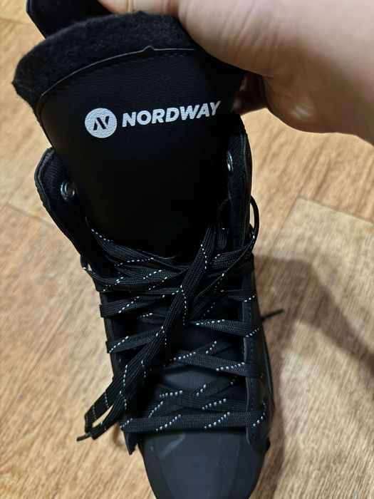 Коньки ледовые nordway