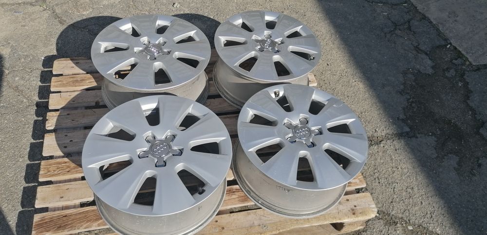 17 цола 5 х 112 мм АУДИ А4 - Оригинал !