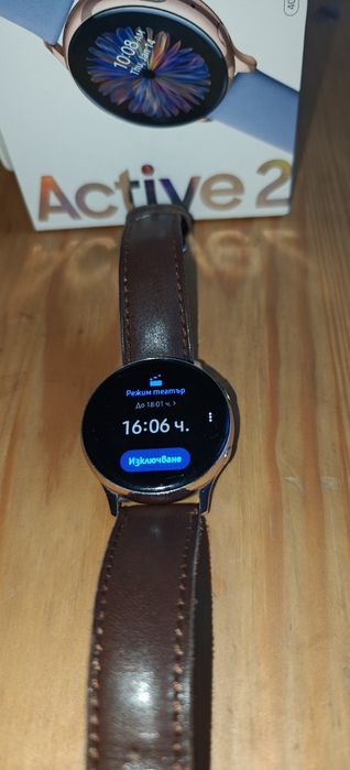 Смарт часовник Samsung