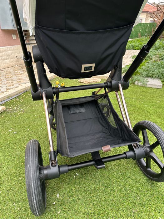 Cybex Priam 4 Rose Gold Off White 2024 + дъждобран