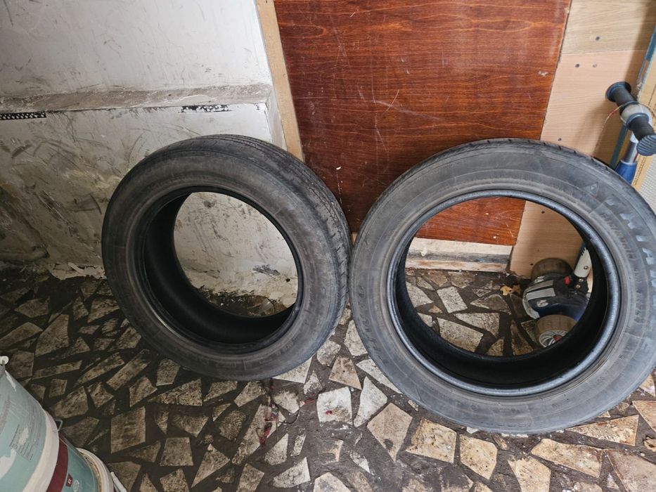 Шины б/у 215/60 R17