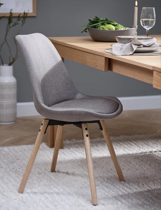 Трапезни столове