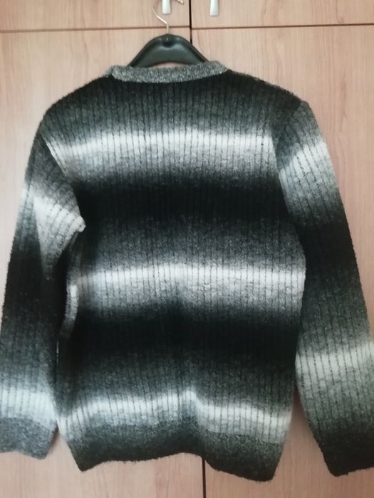 Мъжки пуловер зимен