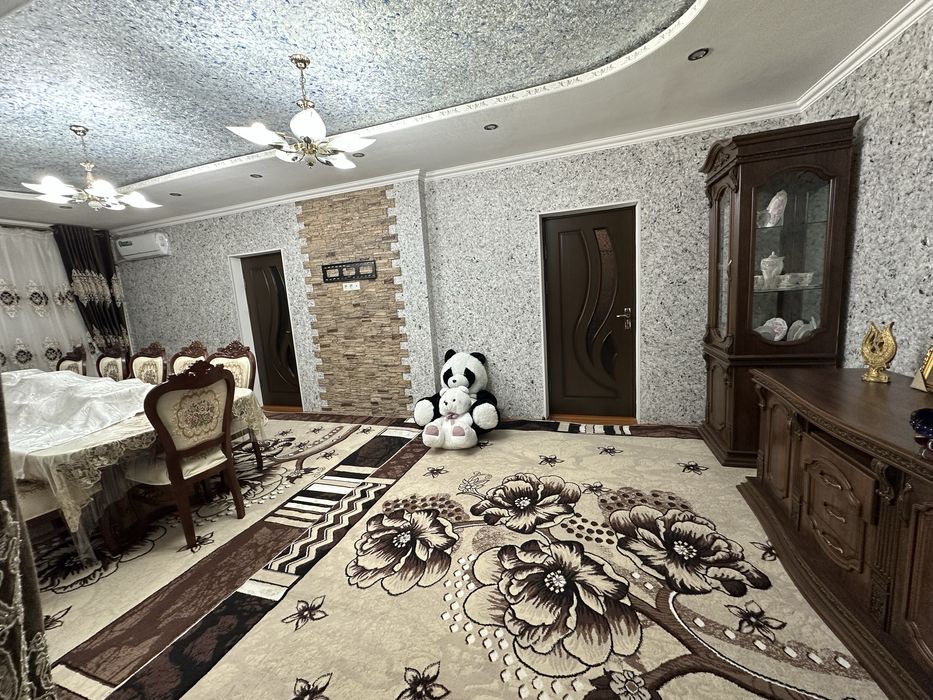 Ховли уй сотилади 6 сотих Олмаликда узимизники 67 да