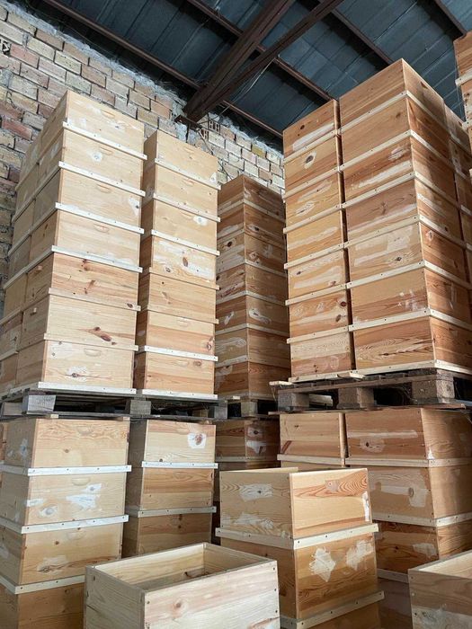 Корпус 10 рамков нови