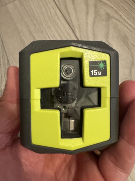 Laser Ryobi ca nou