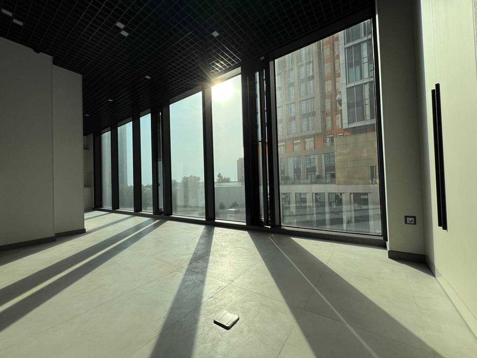 СРОЧНО АРЕНДА Панорамный офис ЖК Nest one 4-этаж 83м2 Центр города