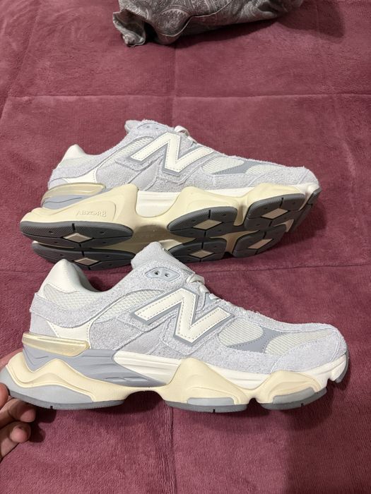 New Balance 9060 - marimea 45 NOI