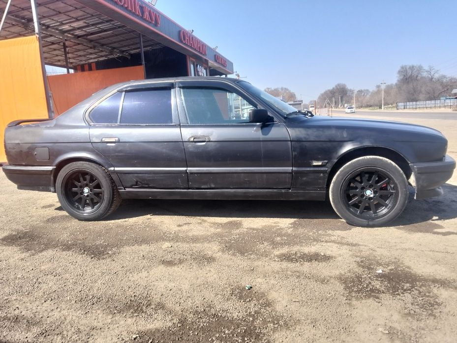 БМВ е34 м50б25 5серии