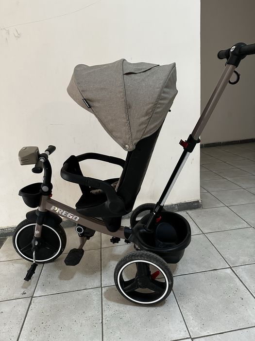 Продам трехколесный велосипед с ручкой