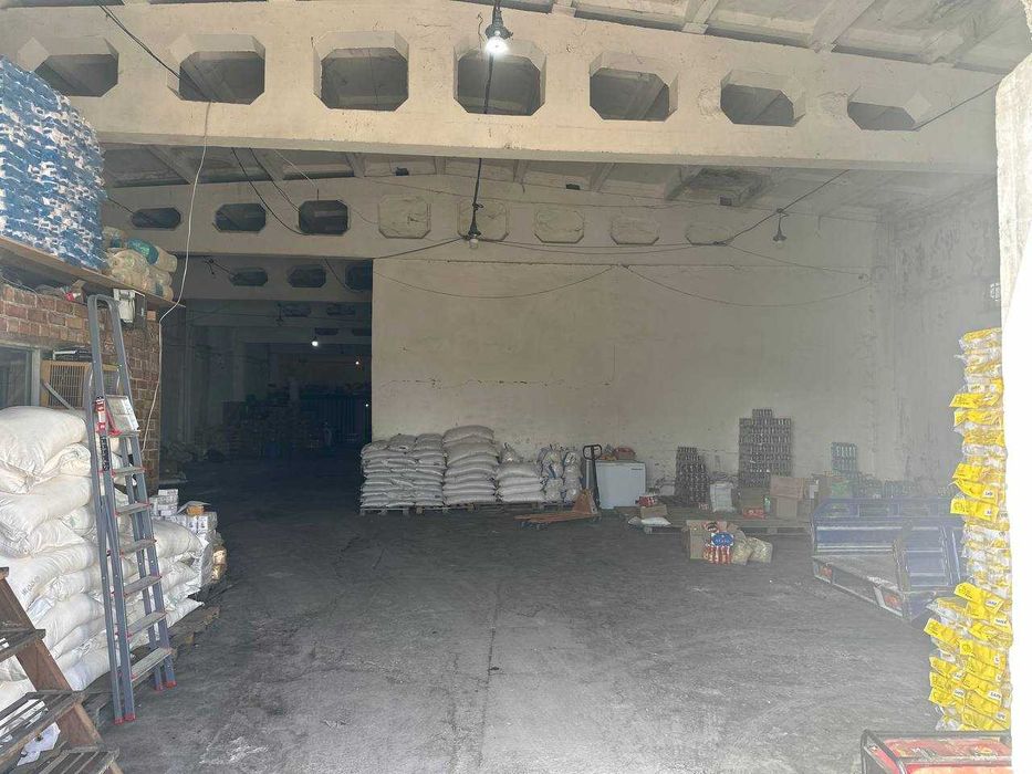 Сдается склад − 2550 м²