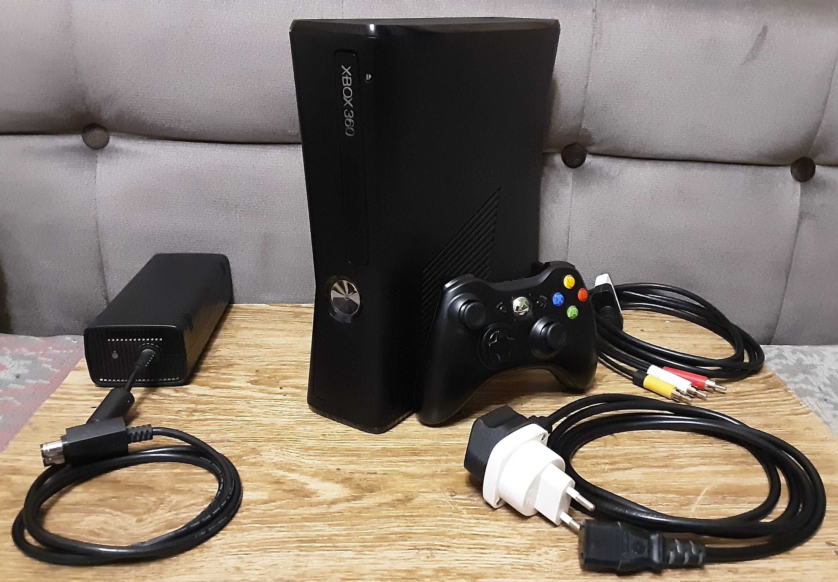 Продам Xbox 360 Slim 250GB. Прошивка LT 3.0 + FREEBOOT. 20+ игр: 110 у.е. -  Приставки Ташкент на Olx