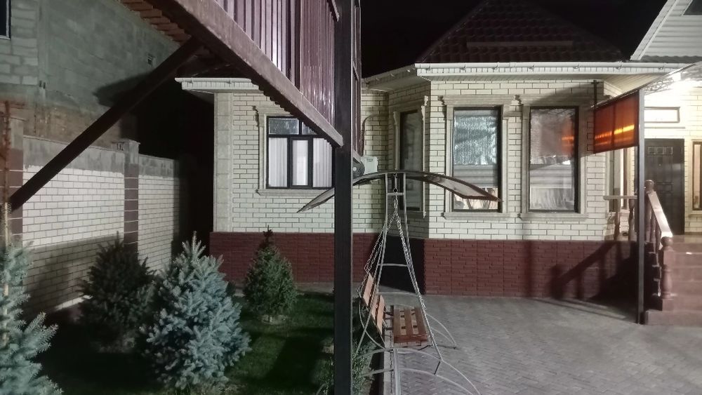 Продам кирпичный дом