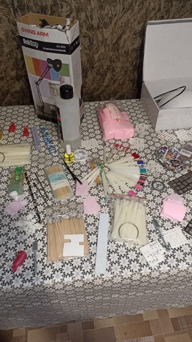 Продается маникюрный набор