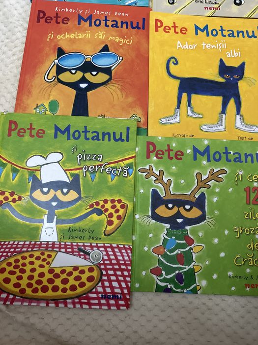 Pete Motanul, carticele