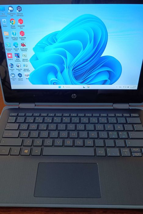 Комплект универсална aвтодиагностика и лаптоп HP с тъчскрийн екран