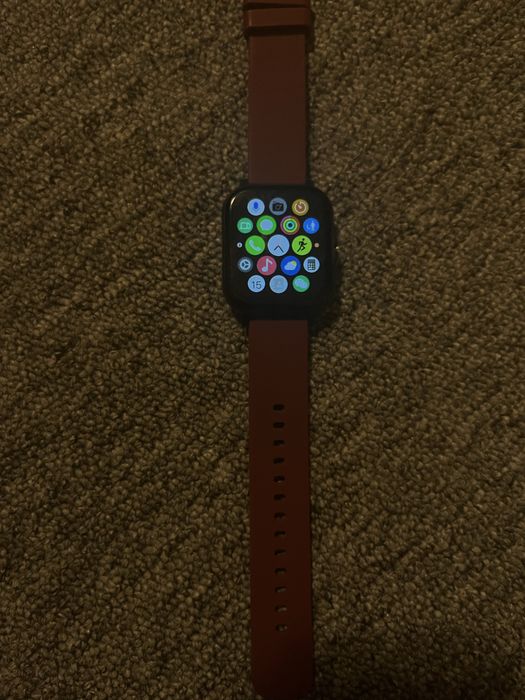 Ceas smartwatch