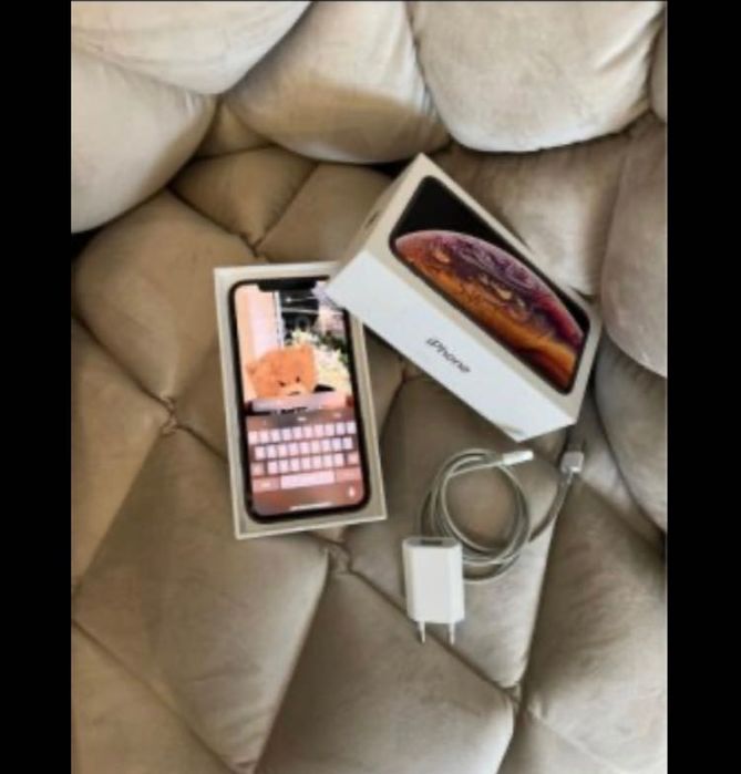 iPhone XS 64 GB GOLD
