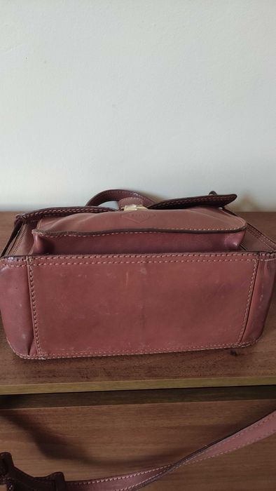 Маркова италианска чанта от естествена кожа в кафяв цвят