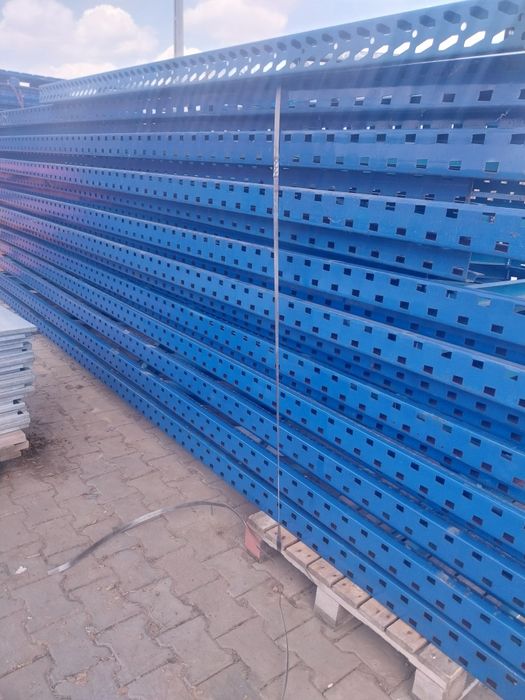 De vânzare rafturi metalice preț 85x80
