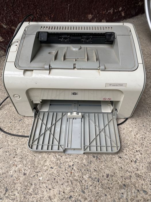 Принтер HP LaserJet P1102