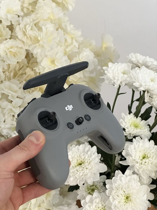 DJI FPV Remote Controller 2