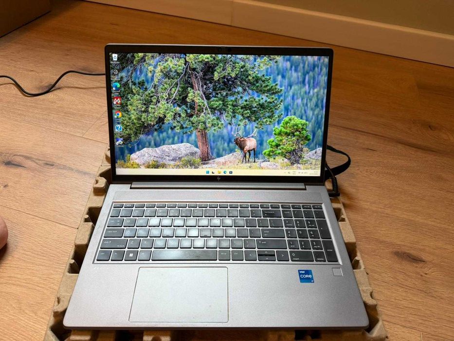 Laptop HP Zbook G-9