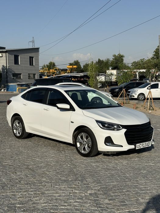 Onix 2025 / Onix Premier Plus