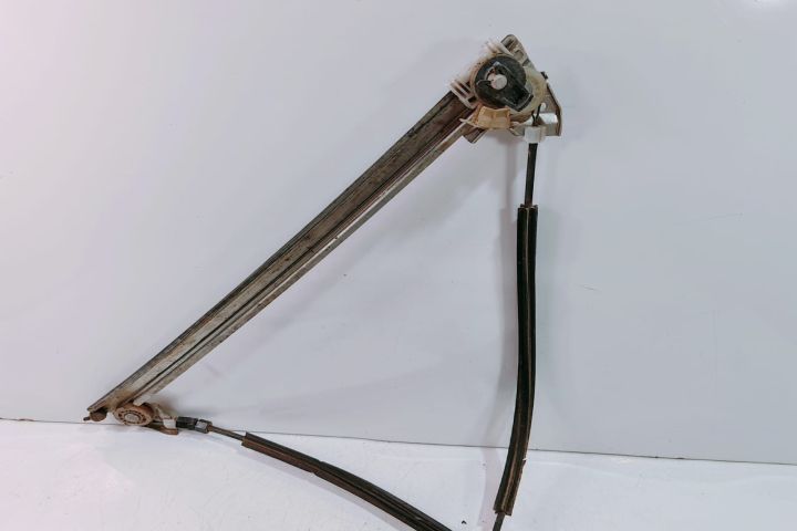 Macara  dreapta fata cu motoras Renault Laguna a 2-a generatie